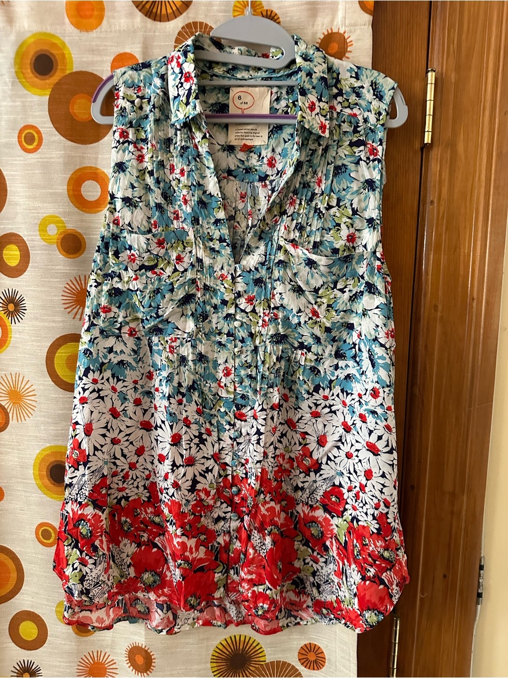 Anthropologie Red, Blue & White Floral Sleeveless Button-Front Camisole